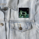 Tower Bridge at Night, London, England Button (Beispiel)