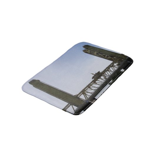 Tower Bridge Bath Mat Badematte (Schrägansicht)