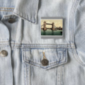 Tower Bridge, III. (open), London, England, selten Button (Beispiel)