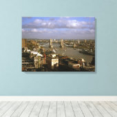 Tower Bridge in den 90er Jahren Leinwanddruck (Insitu (Holzboden))