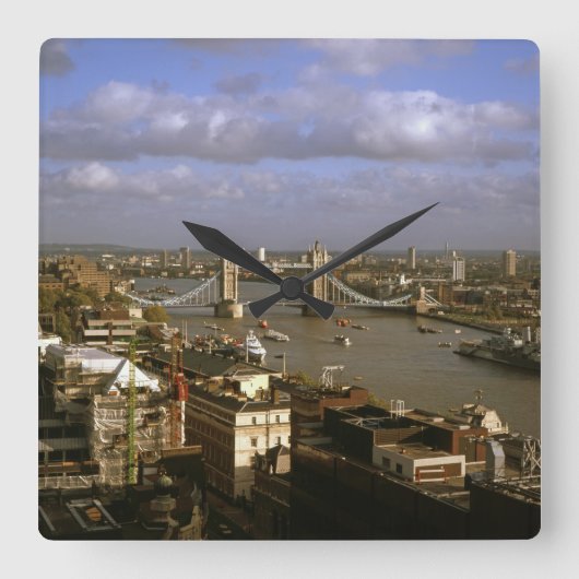 Tower Bridge in den 90er Jahren Quadratische Wanduhr (Vorderseite)