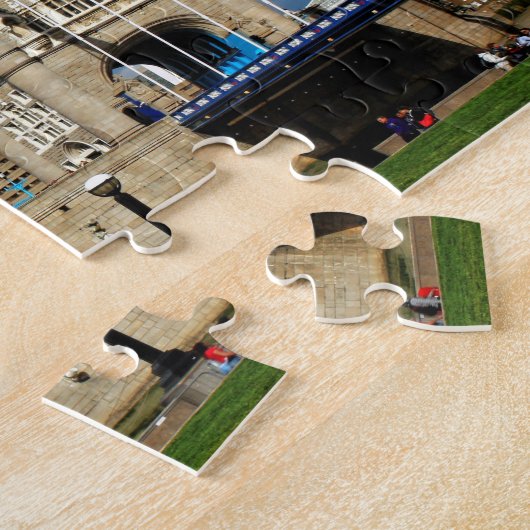 Tower Bridge London. Puzzle (Seite)