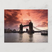Tower Bridge Red Sky Postkarte (Vorderseite)