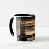Tower Bridge Tasse (Vorderseite Links)