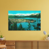 Town View Seward, AlaskaSeward, AK Leinwanddruck (Insitu (Wohnzimmer))