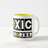 Toxische Co-Worker B/Y-Tasse Zweifarbige Tasse (VorderseiteRechts)