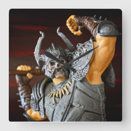 Toy Barbarian entworfen Quadratische Wanduhr