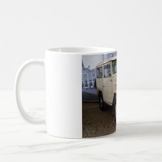 Toyota Land Cruiser BJ 40 Kaffeetasse (Links)