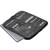 Tracking - Techno-Brutalist Streetwear Design Laptopschutzhülle (Vorne Knopf)