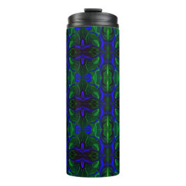 Traços azuis 'flutuando' sobre fundo verde. thermosbecher