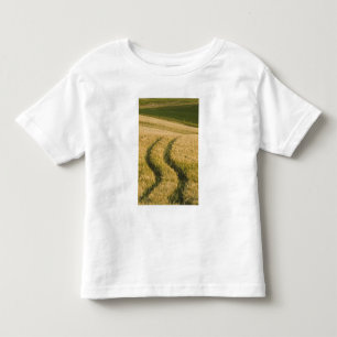 Tractorspuren durch Weizen, Toskana, Italien Kleinkind T-shirt