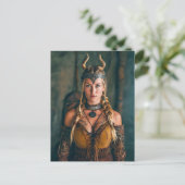 Traditionell gekleidete Viking Women Postkarte (Stehend Vorderseite)