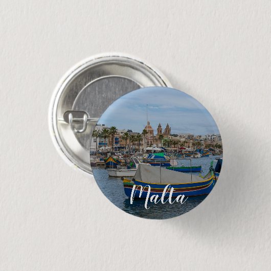 Traditionelle bunte Fischerboote in Malta Button (Vorne & Hinten)