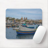 Traditionelle bunte Fischerboote in Malta Mousepad (Mit Mouse)