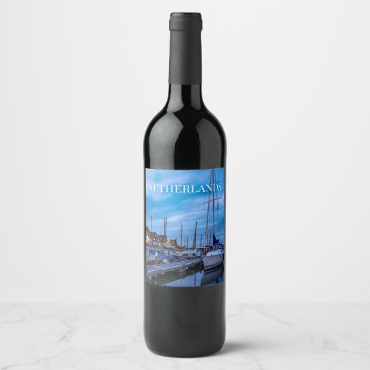 Traditionelle Fischerstadt Nachtszene Weinetikett (Vorderseite)