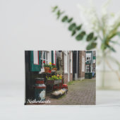 Traditionelle holländische Holzschuhe auf der Stra Postkarte (Stehend Vorderseite)