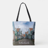 Traditionelle Holzhäuser in Marken Tasche (Rückseite)