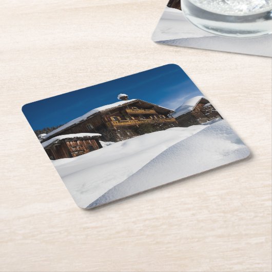 Traditionelle Holzhütten im Schnee Rechteckiger Pappuntersetzer (angewinkelt)