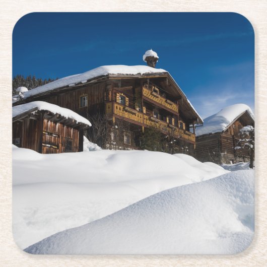 Traditionelle Holzhütten im Schnee Rechteckiger Pappuntersetzer (Vorderseite)