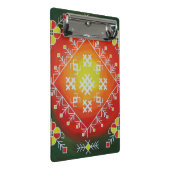 Traditionelle lettische Volkskunst mit Symbolmaler Mini Klemmbrett (Schrägansicht)