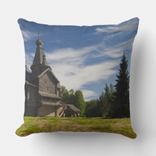 Traditionelle russisch-orthodoxe Holzkirche Kissen