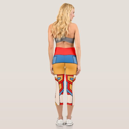 Traditionelle Tiki Mask Capri Leggings (Rückseite)