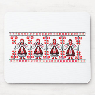 Traditionelle ukrainische Stickereiukraine-Mädchen Mousepad