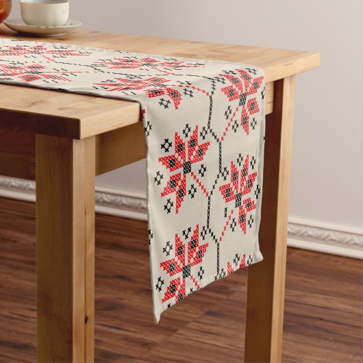 Traditioneller, bestickter Mustertisch Kurzer Tischläufer (Beispiel)