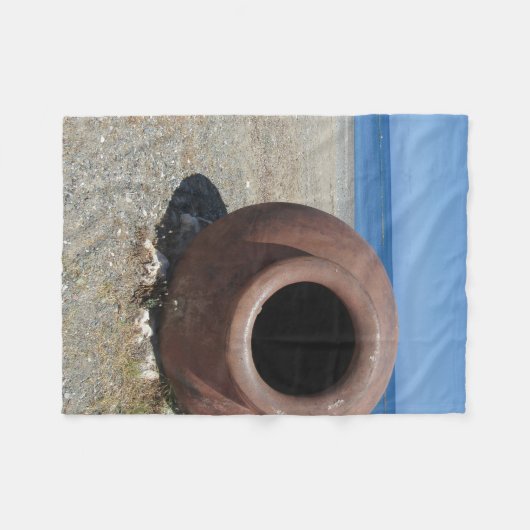 Traditioneller griechischer Terracotta Pot am Stra Fleecedecke (Vorderseite (Horizontal))