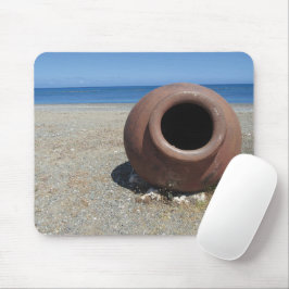 Traditioneller griechischer Terracotta Pot am Stra Mousepad