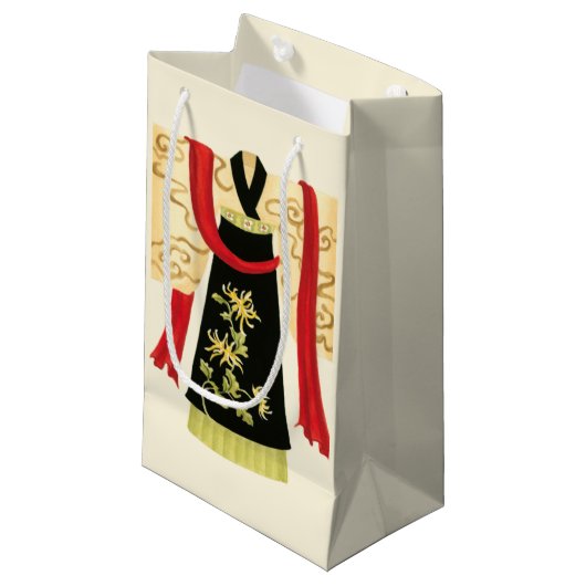 Traditioneller japanischer Kimono mit Blumendruck Kleine Geschenktüte (Vorderseite Schrägansicht)