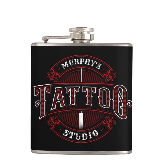 Traditioneller Stil ADD NAME Tattoo Studio Shop Flachmann (Vorderseite)