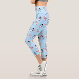 Traditioneller Weihnachtsschneemann auf LICHT BLAU Capri Leggings