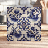 Traditionelles Delft-Blumendekor und Windmühle Fliese