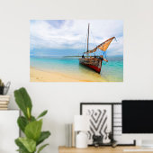 Traditionelles Dhow, Sansibar, Tansania Poster (Heimbüro)