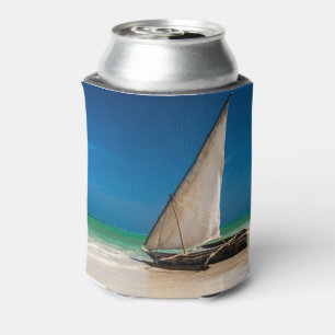 Traditionelles Fischerboot am Strand Dosenkühler