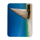 Traditionelles Fischerboot am Strand Magnet (Vertikal)