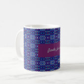 Traditionelles geometrisches Pixelmuster in Tiefbl Kaffeetasse (Vorderseite Links)