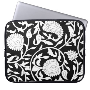 Traditionelles indisches Paisleymuster auf schwarz Laptopschutzhülle