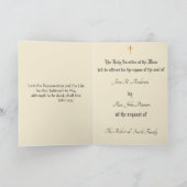 Traditionelles katholisches Beileid, das Kreuz bie Karte (Innenseite)