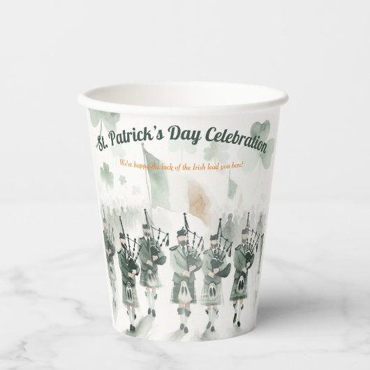 Traditionelles keltisches Irish St. Patrick's Day Pappbecher (Vorderseite)