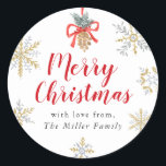 Traditionelles Merry Christmas Snowflake Gifting Runder Aufkleber<br><div class="desc">Traditioneller,  froher Weihnachtsschneeflocken - Klassischer Rundsticker</div>