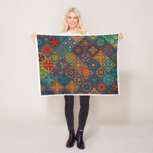 Traditionelles verziertes geometrisches Mosaikmust Fleecedecke