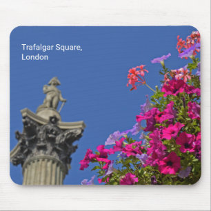 Trafalgar Square Nelson's Column, London UK Mousepad