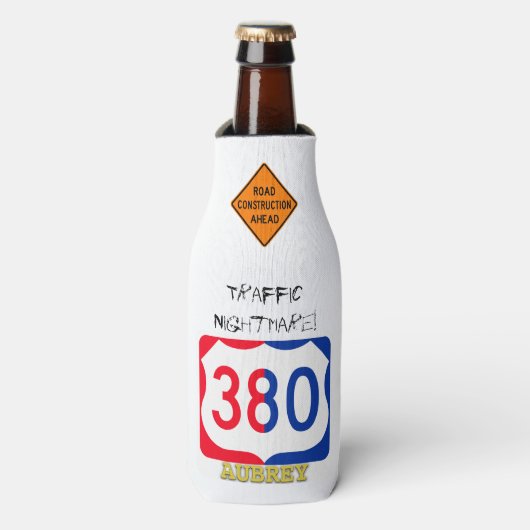 Traffic Nightmare! Autofahren auf US 380, Aubrey,  Flaschenkühler (Flaschenvorderseite)