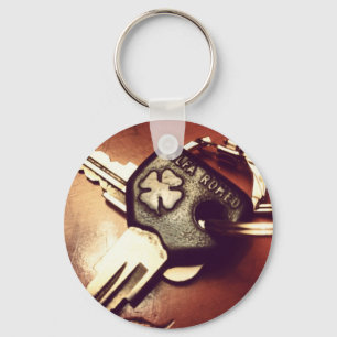 Tragen Sie Alfa Romeo-Schlüssel Schlüsselanhänger