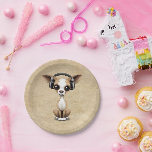 Tragende Kopfhörer niedlicher Chihuahua-Welpen-DJ Pappteller (Party)