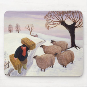 Tragendes Heu zu den Schafen im Winter Mousepad