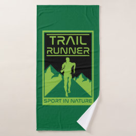 Trail Runner Sport in der Natur Badehandtuch