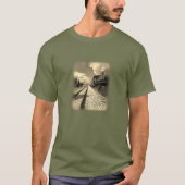 Train on the rails T-Shirt (Vorderseite)